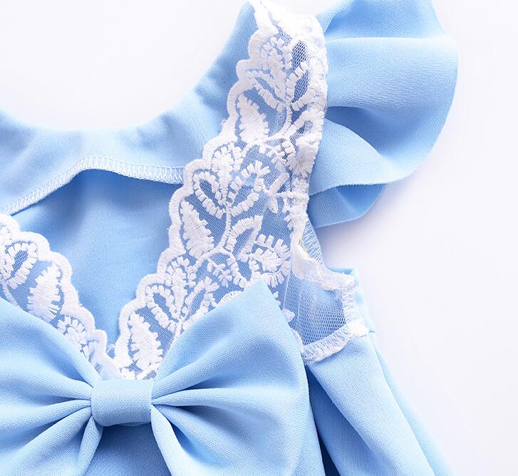 Frilled Dress with Bow